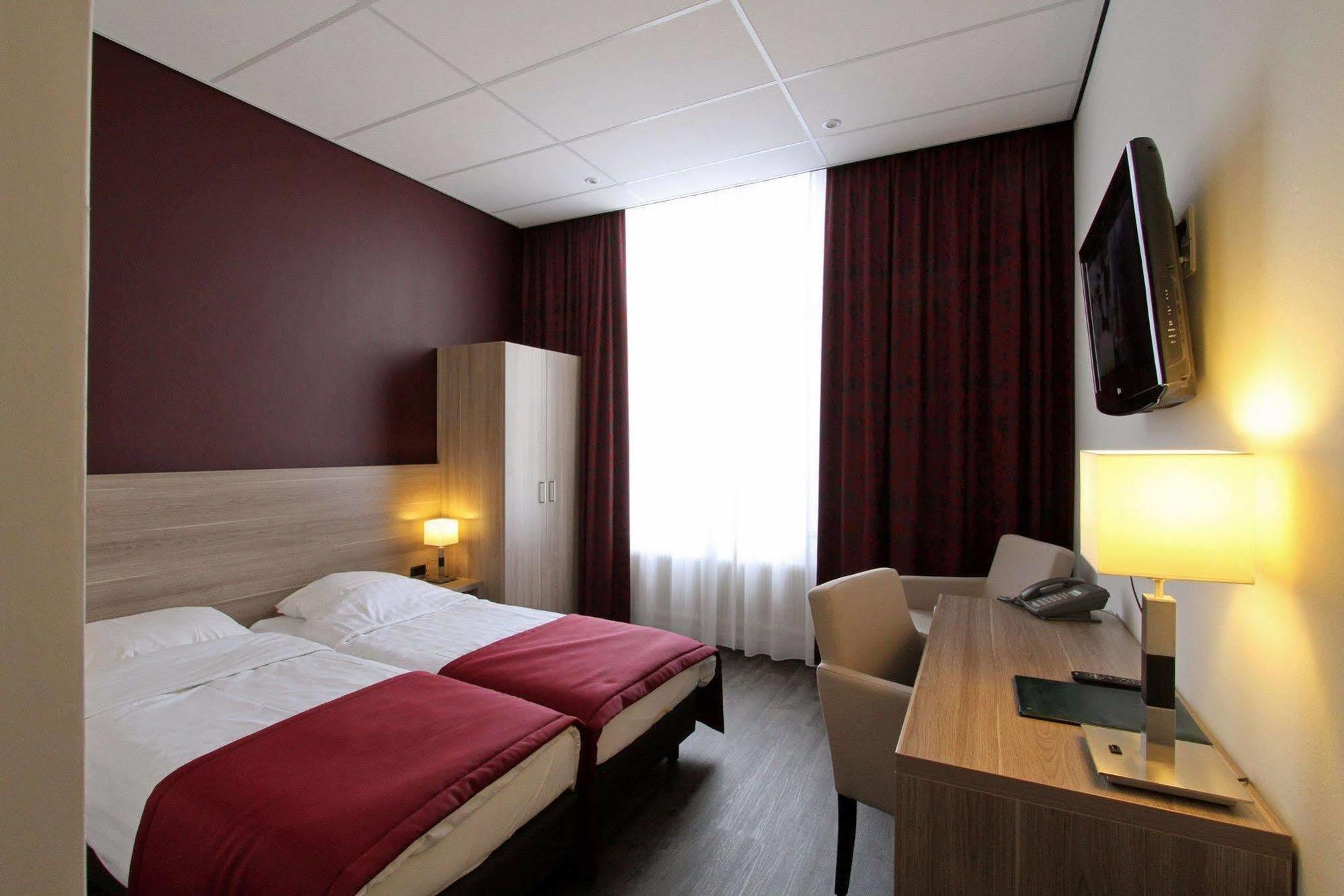 Abdij Hotel Rolduc 케르크라데 외부 사진